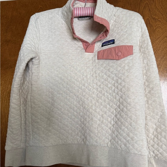 (Closet cleanout ‼️) size XS, Patagonia Cream Quilted Pullover - Picture 2 of 4